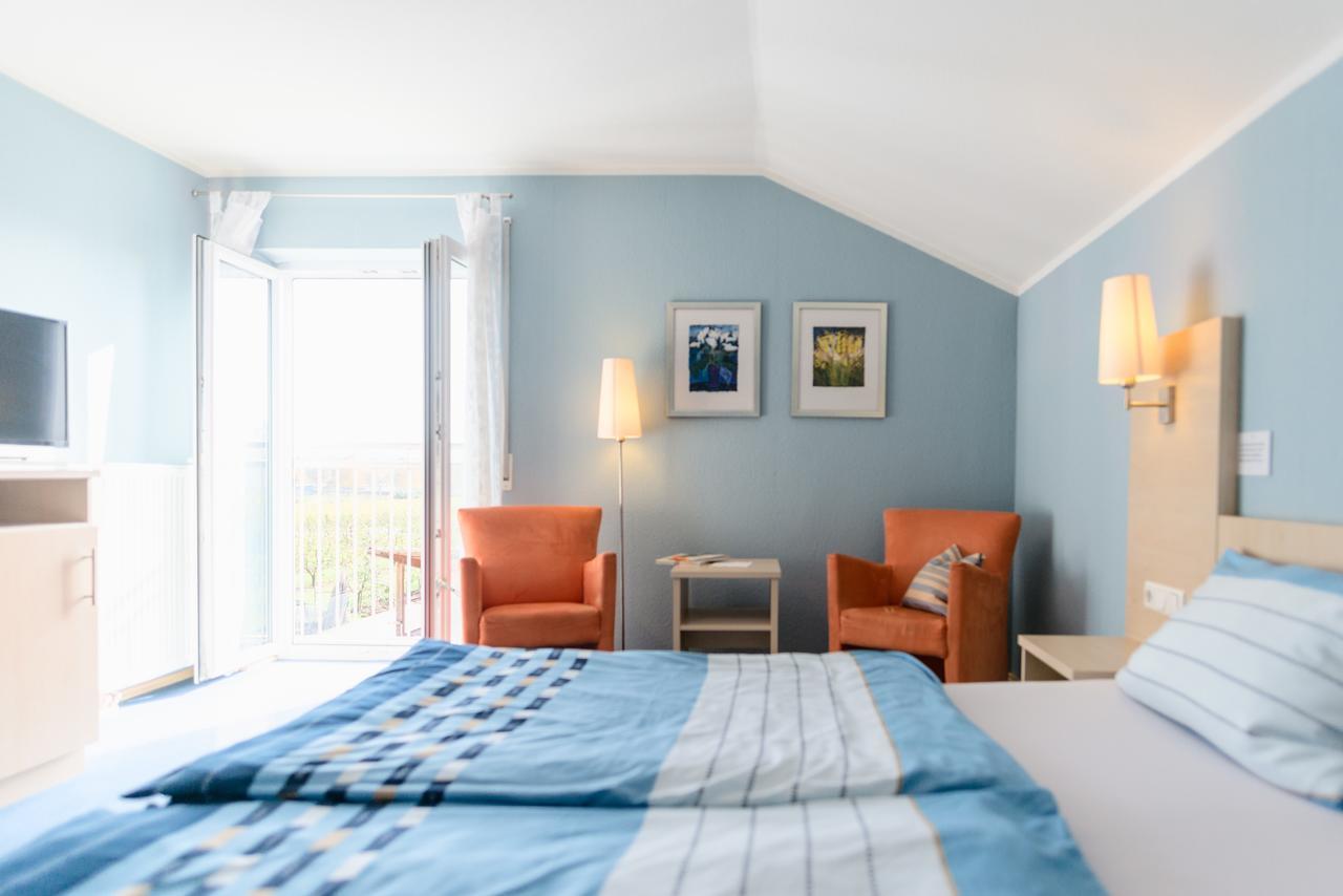 Domizil Nunn Hotel Escherndorf Buitenkant foto